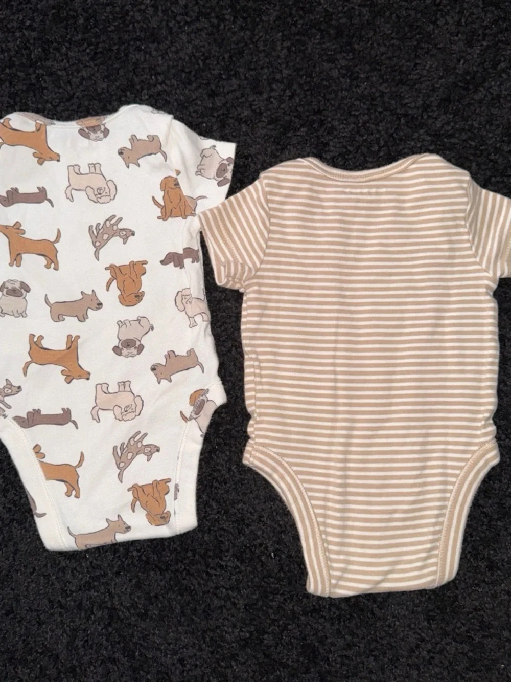 Old Navy Beige Striped Bear Graphic Baby One-Piece Bodysuit with Dog Print Set